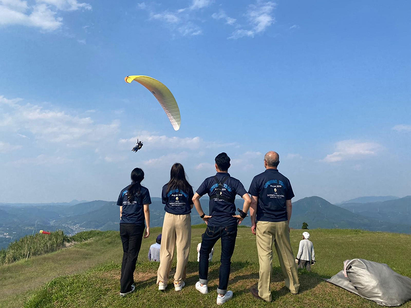 Paragliding